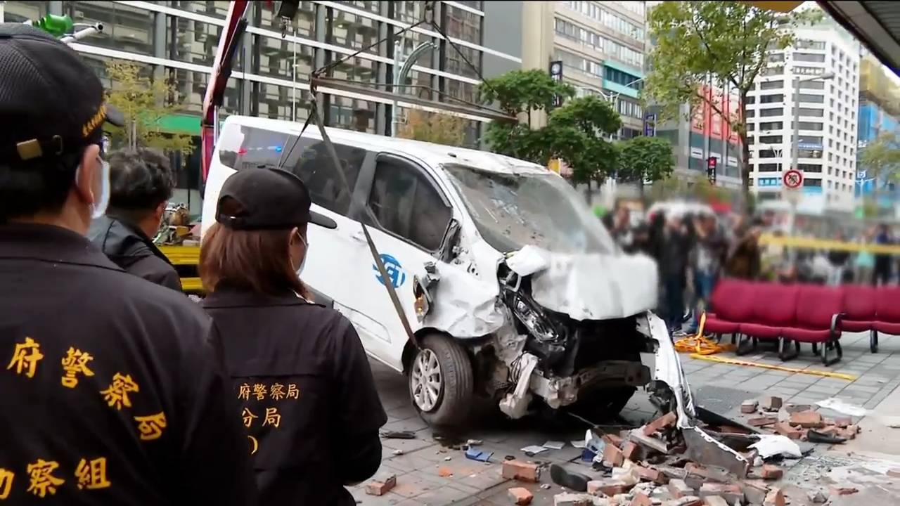 7f8e483b 680f 4c8b bec5 db4ef1790108