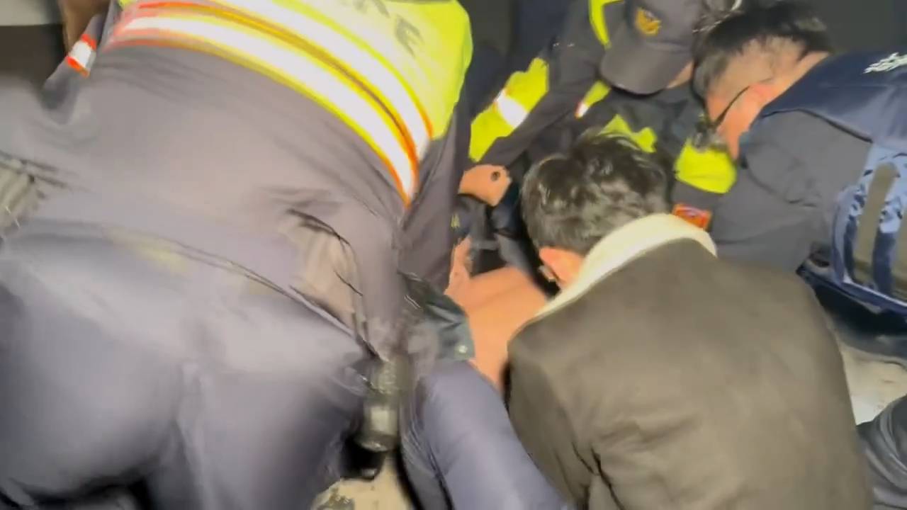 8b43b720 04df 40b0 9507 de28c4c096a0