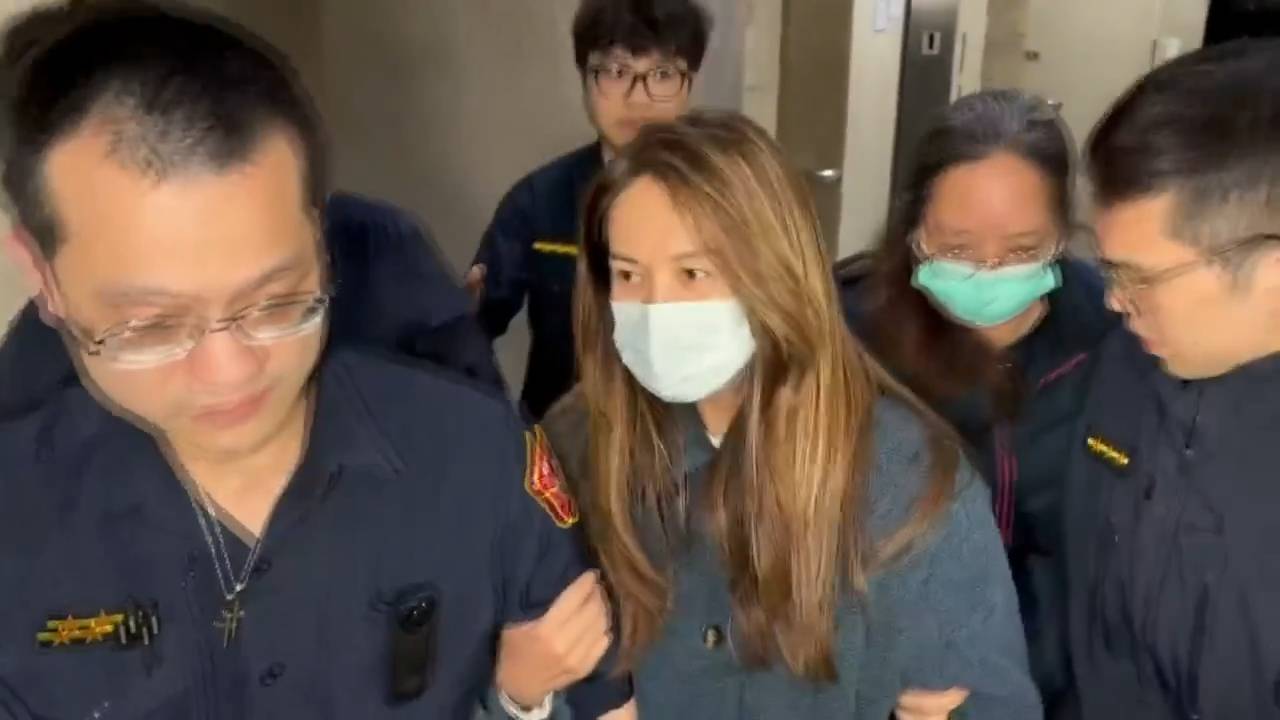 e978e39b 41f7 4703 b3df 89ddbe675cab