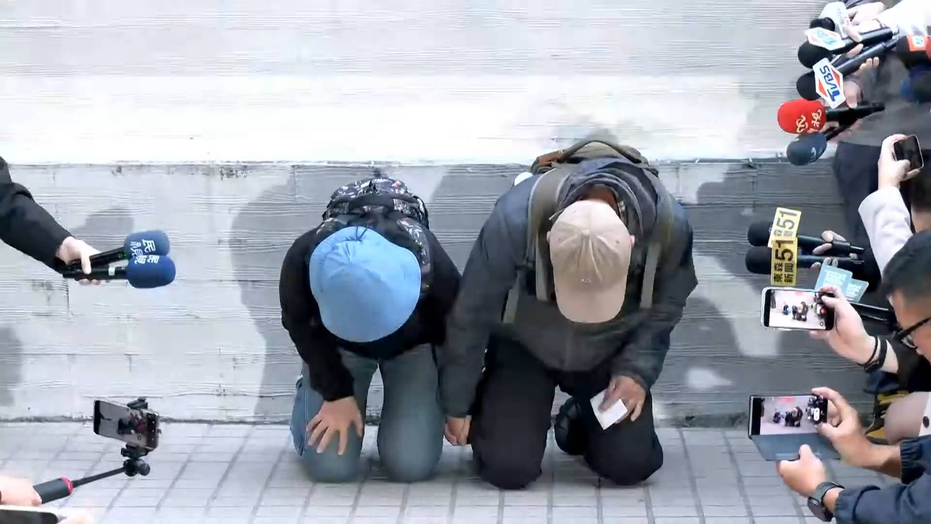 ee4310f2 b291 4ecd b1a7 bf8e5412e635